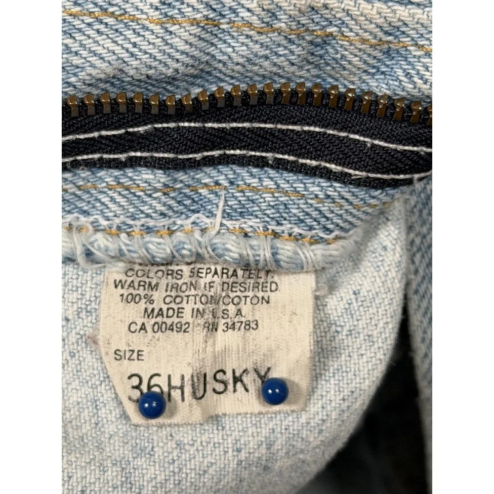 Vintage Lee Shorts Mens 36 Light Wash Denim Bermuda Cutoff Raw Hem USA Casual
